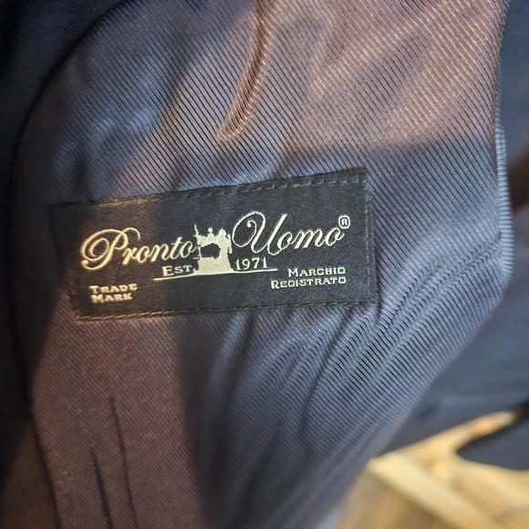 Pronto Uomo Dark Checkered Suit